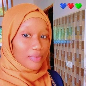 Meet your Posher, Oumy